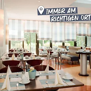 4* Hotell Achat Im Park